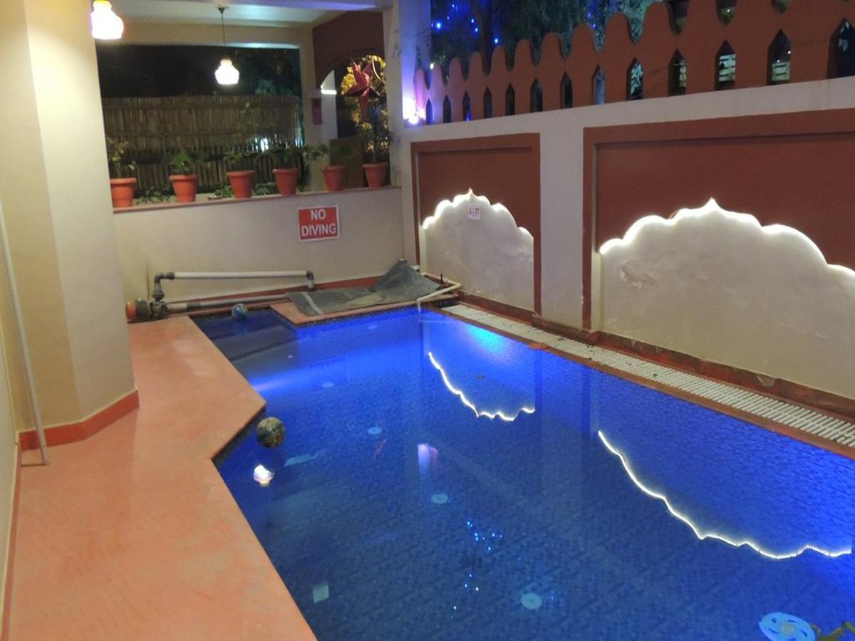Taj Haveli Hotel Agra - Walkable Distance From Taj Mahal Bagian luar foto